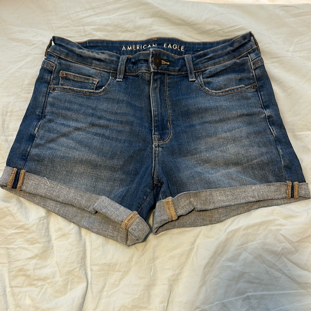 Women’s American Eagle Shorts, Size 10